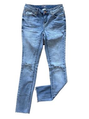 CANDIE’S Low Rise Distressed Skinny Jeans Raw Hem Y2K Size 0